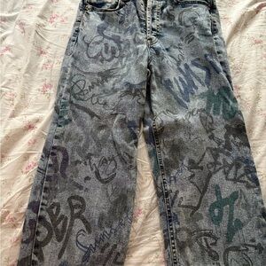 women’s Graffiti Print Jeans